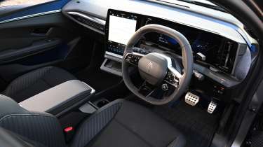 Renault Megane E-Tech - dashboard