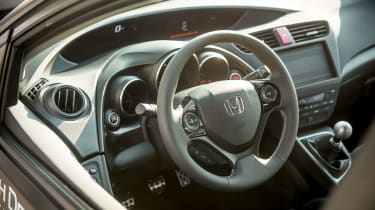 Honda Civic Type R 2015 dashboard