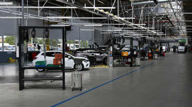 Renault ReFactory - workshop bays