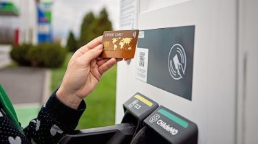 Credit card on EV charger