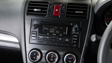 Subaru Impreza centre console