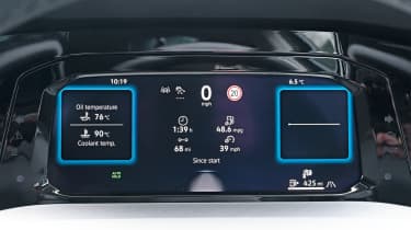 Volkswagen Golf - driver screen