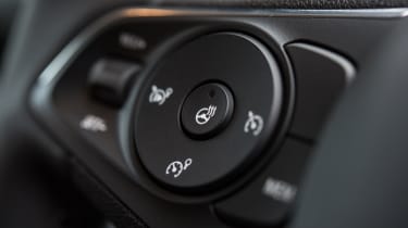 Vauxhall Combo Life - buttons