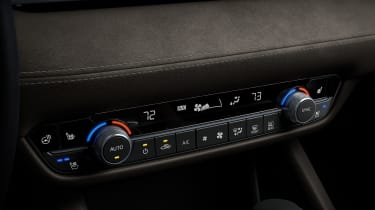 Mazda 6 - dials