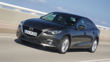 Mazda 3 Saloon front action2