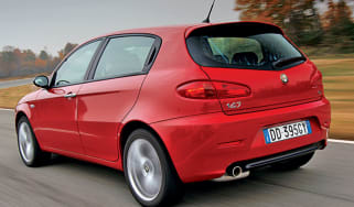 Alfa Romeo 1.9 JTD Q2 147