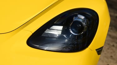 Porsche 718 Cayman - front light