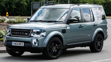 Land Rover Discovery front quater