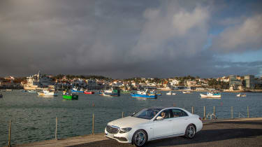 Mercedes E 350 e 2016 - front three quarter