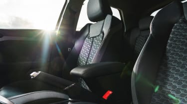 Audi A1 - front seats