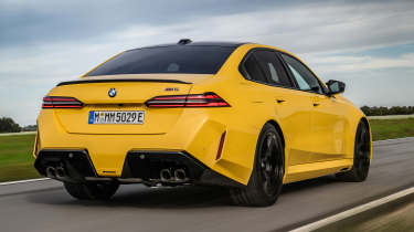 BMW M5 - rear