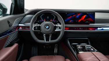BMW 7 Series - dash