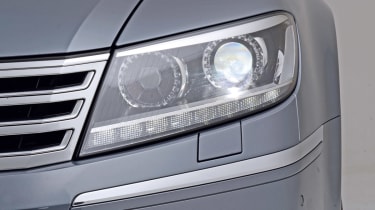 Used Volkswagen Phaeton lights