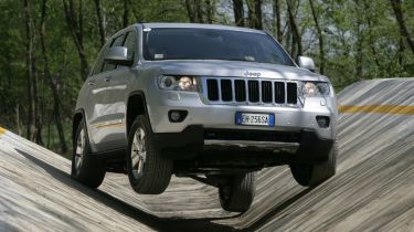 Jeep Grand Cherokee off-roading