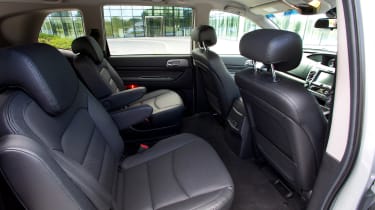 SsangYong Turismo - rear seats