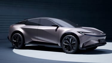 Toyota Sport Crossover Concept - side