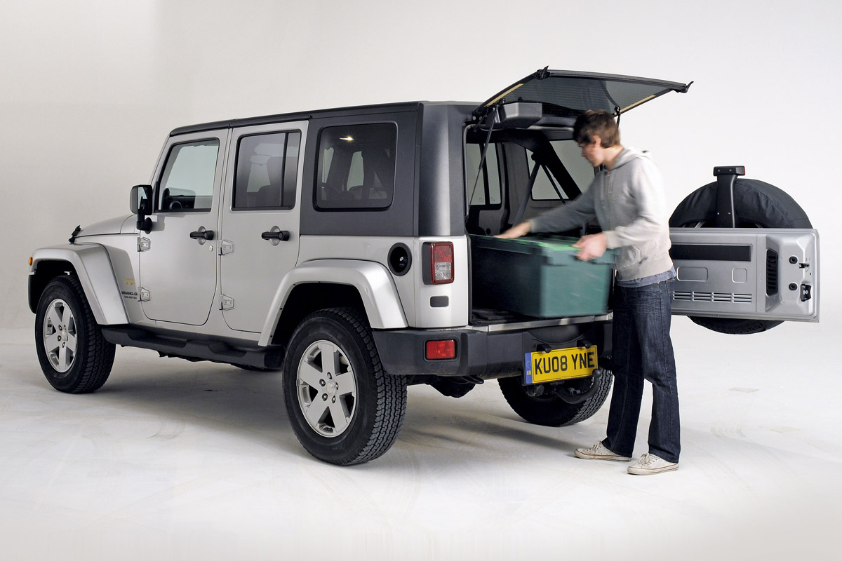 Jeep Wrangler 4dr  Auto Express