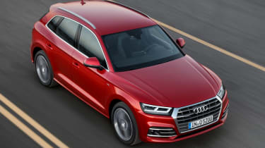 Audi Q5 SUV - front tracking