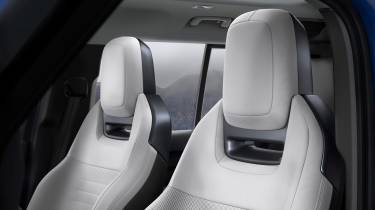 Land Rover Defender MY26 - headrests