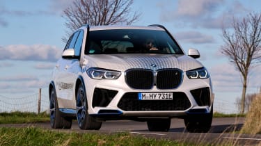 BMW iX5 Hydrogen - front cornering