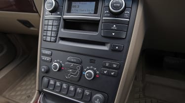 Used Volvo XC90 - centre console