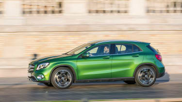 Mercedes GLA 2017 facelift side