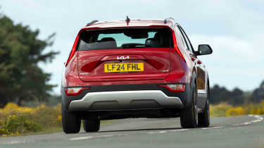 Kia Niro HEV - full width rear