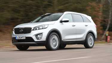 Used Car Hunter - Kia Sorento, front tracking 