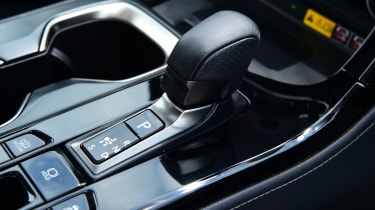 Lexus NX 450h+ long termer - gear selector