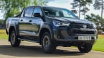 Toyota Hilux - front tracking