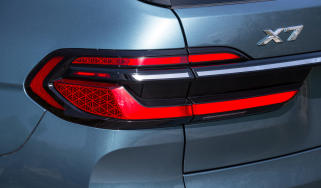 BMW X7 badge