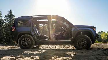 Jeep Recon 8