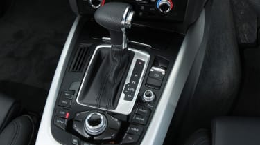 Audi Q5 interior detail