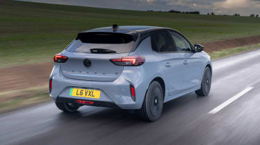 Vauxhall Corsa Electric facelift - rear tracking