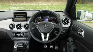 Used Mercedes B-Class - interior 