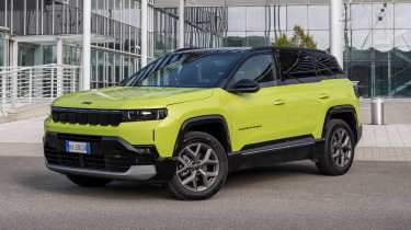 Jeep Compass - front 3/4 static