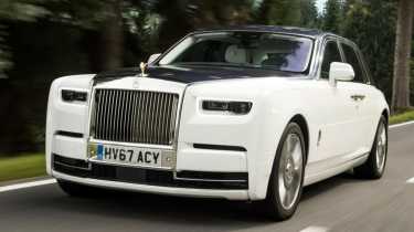 Rolls-Royce Phantom - front tracking 