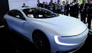 LeEco LeSEE - front
