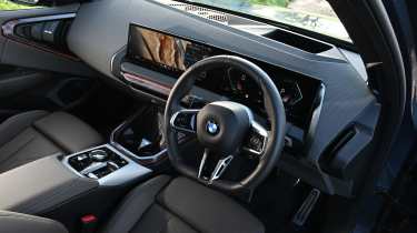 BMW X3 - interior 