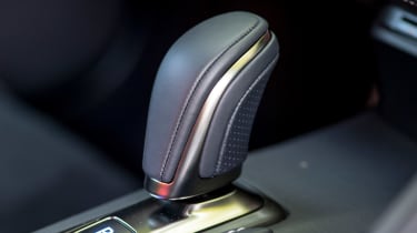 Lexus LC 500 - transmission