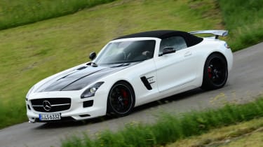Mercedes SLS AMG Final Edition front action