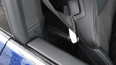 Audi A5 - seat belt