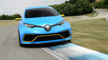 Renault ZOE E-Sport concept - full front action