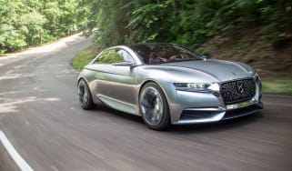 DS Divine concept - driving