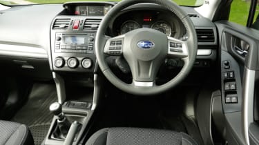 Subaru Forester 2.0 XT CVT interior