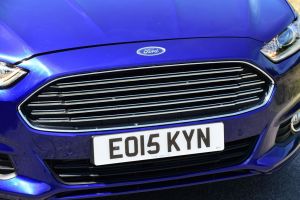 Ford Mondeo - grille