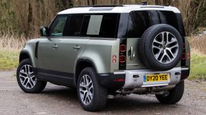 Land%20Rover%20Defender%20UK%202020-3.jpg