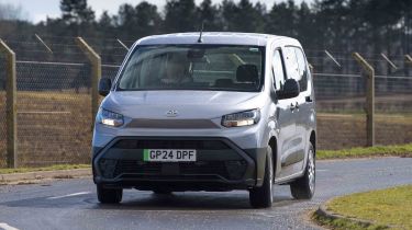 Toyota Proace City Verso - front corner