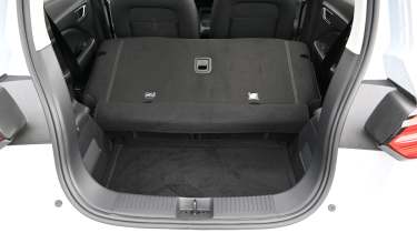 Leapmotor T03 -boot with rear seats folded