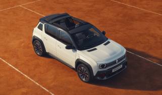 New Renault 4 Roland Garros special edition - front static